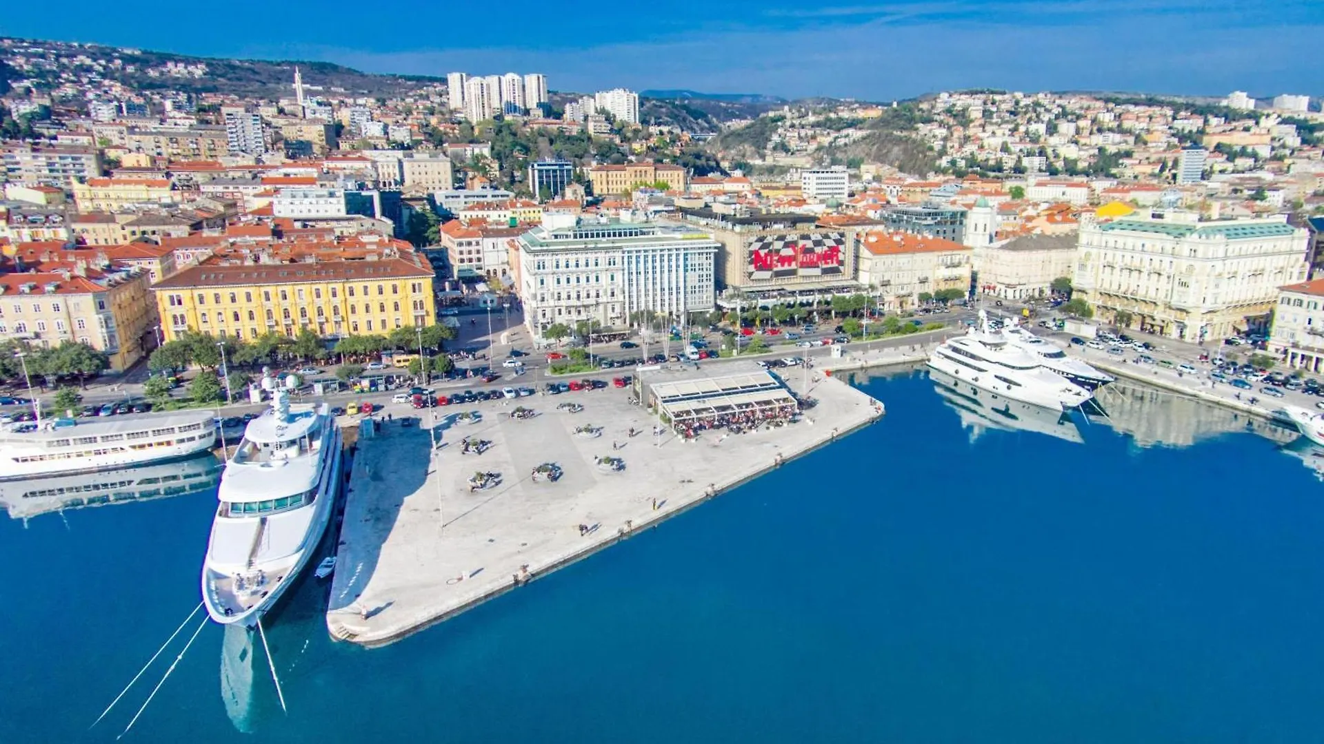 Apartments With Wifi Rijeka - 16539