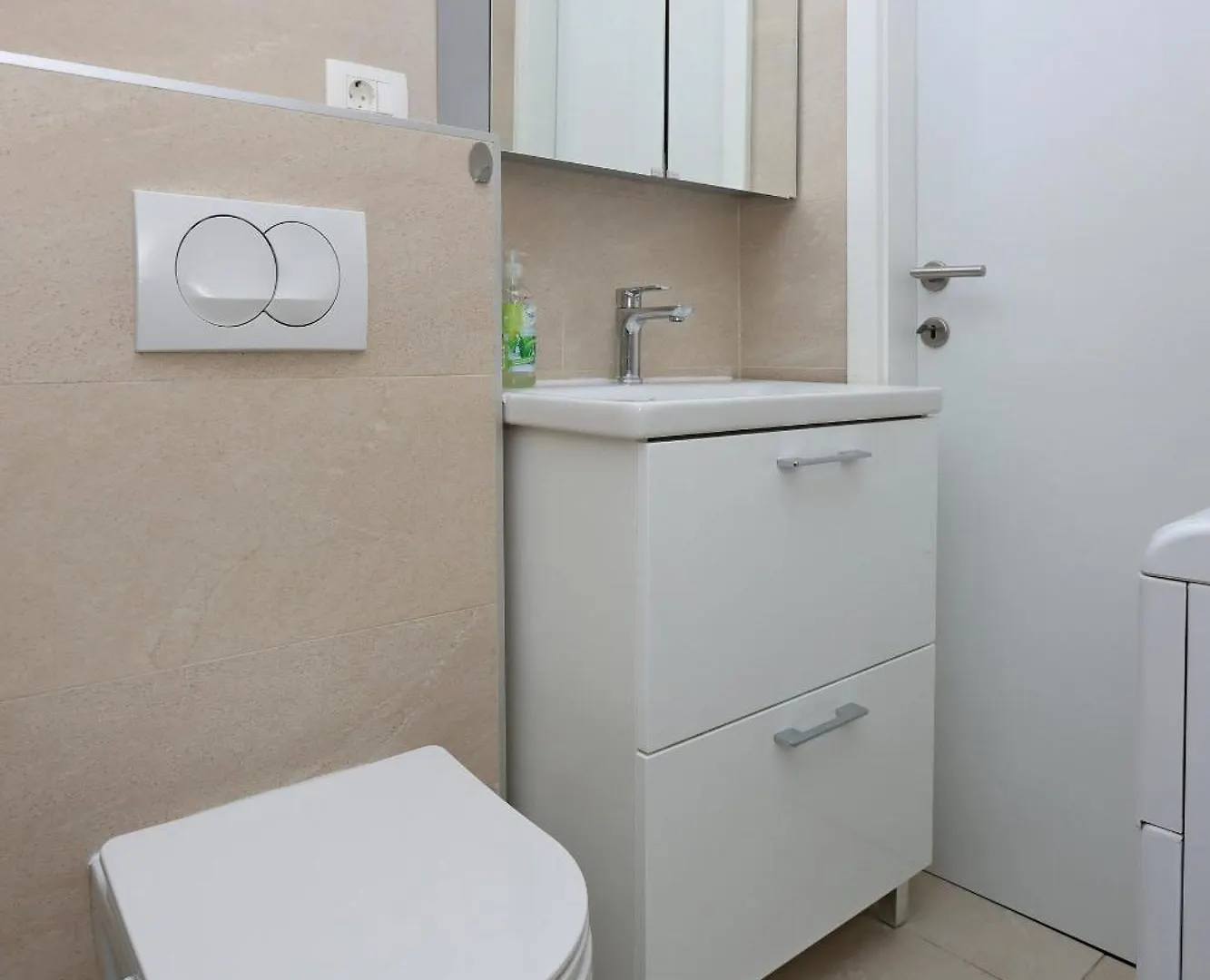 Apartments With Wifi Rijeka - 16539 Croatia